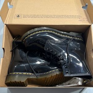 Black 1460 doc martens